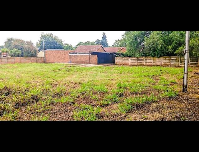 LAND FOR SALE IN BRENTHURST